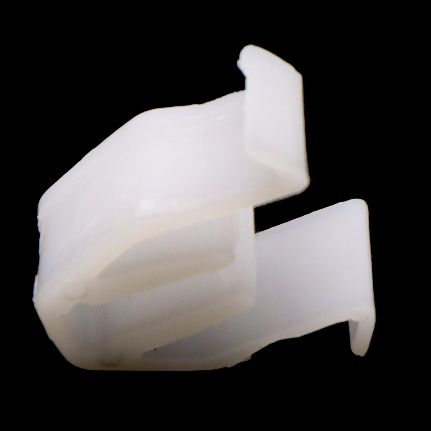 HiSport 5482087 50PCS Front Grille Moulding Trim Retaining Clips Compatible with Chevrolet Equinox 2005 2006 2007 2008 Replace 21284