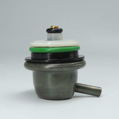 HiSport 19210686 Fuel Injection Pressure Regulator, Kit with Clip and Snap Ring Compatible with Oldsmobile Bravada, Isuzu NPR Hombre, GMC Sierra C1500 Pickup Suburba, Chevrolet P30, Cadillac Escalade